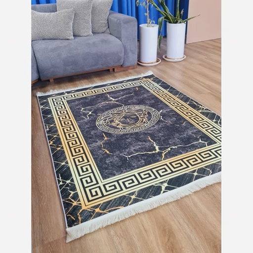 فرشینه | فرش چاپی برند حسن نیا مخمل طرح ورساچه مشکی طلایی کد h481(پس کرایه) فرشینه | فرش چاپی برند حسن نیا مخمل طرح ورساچه مشکی طلایی کد h481(پس کرایه) - Image 3
