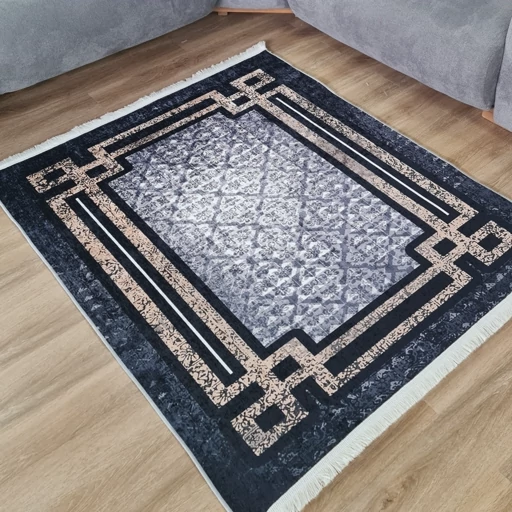فرشینه | فرش چاپی برند حسن نیا چاپی هازان ترک زمینه تیره h431 (پس کرایه) فرشینه | فرش چاپی برند حسن نیا چاپی هازان ترک زمینه تیره h431 (پس کرایه)