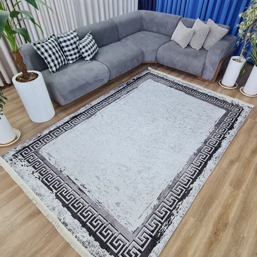 فرشینه | فرش چاپی برند حسن نیا چاپی مخمل مدرن ورساچه سفید مشکی h451 (پس کرایه) فرشینه | فرش چاپی برند حسن نیا چاپی مخمل مدرن ورساچه سفید مشکی h451 (پس کرایه)