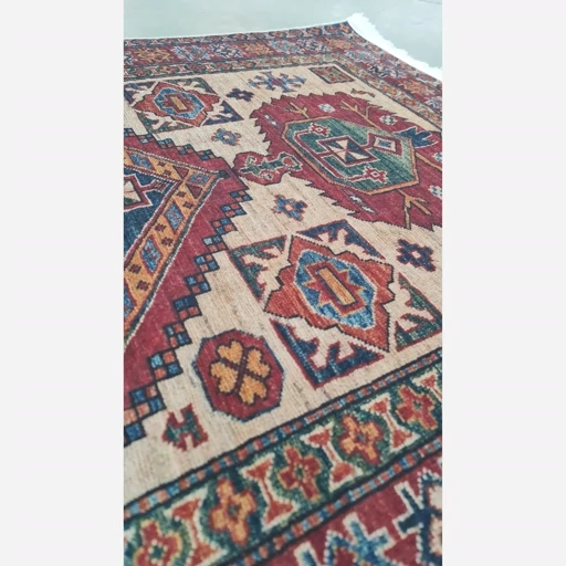 فرشینه | فرش چاپی برند حسن نیا هازان ترک طرح سنتی لاکی 150 در 225 کد O110 (پس کرایه) فرشینه | فرش چاپی برند حسن نیا هازان ترک طرح سنتی لاکی 150 در 225 کد O110 (پس کرایه) - Image 4
