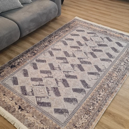 فرش چاپی فرشینه برند حسن نیا مخمل هازان طرح کویر L240(پس کرایه) فرش چاپی فرشینه برند حسن نیا مخمل هازان طرح کویر L240(پس کرایه) - Image 5